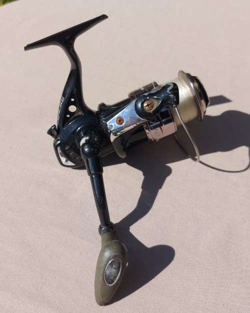 Reels ELBE FORCE LIGHTING FISHING SPINNING REEL WITH A SPOOL FULL OF